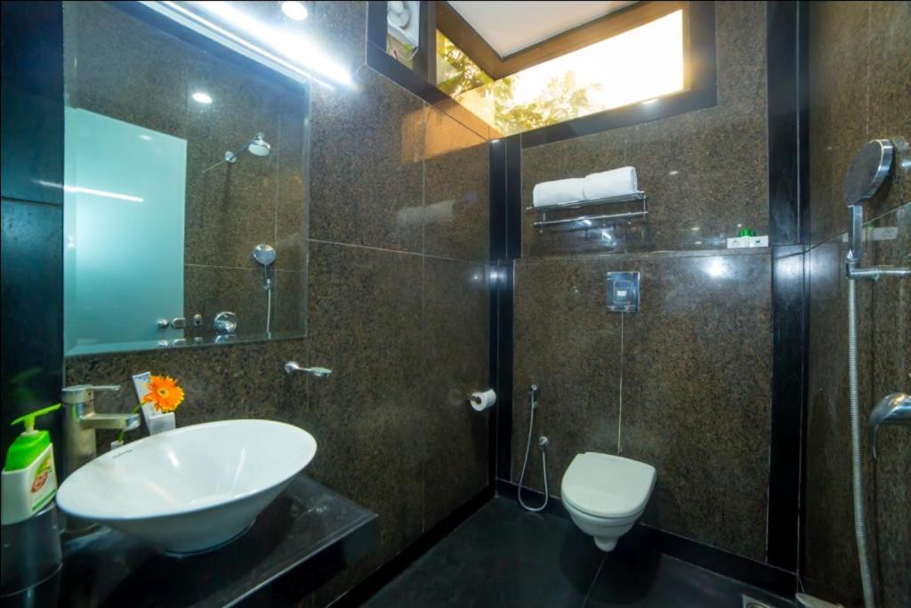 Hill View Begumpet Bed and Breakfast Hyderabad Exteriör bild